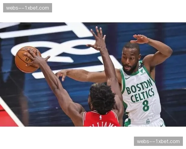 黄蜂外线火力创队史纪录 附加赛区黑马冲击季后赛资格